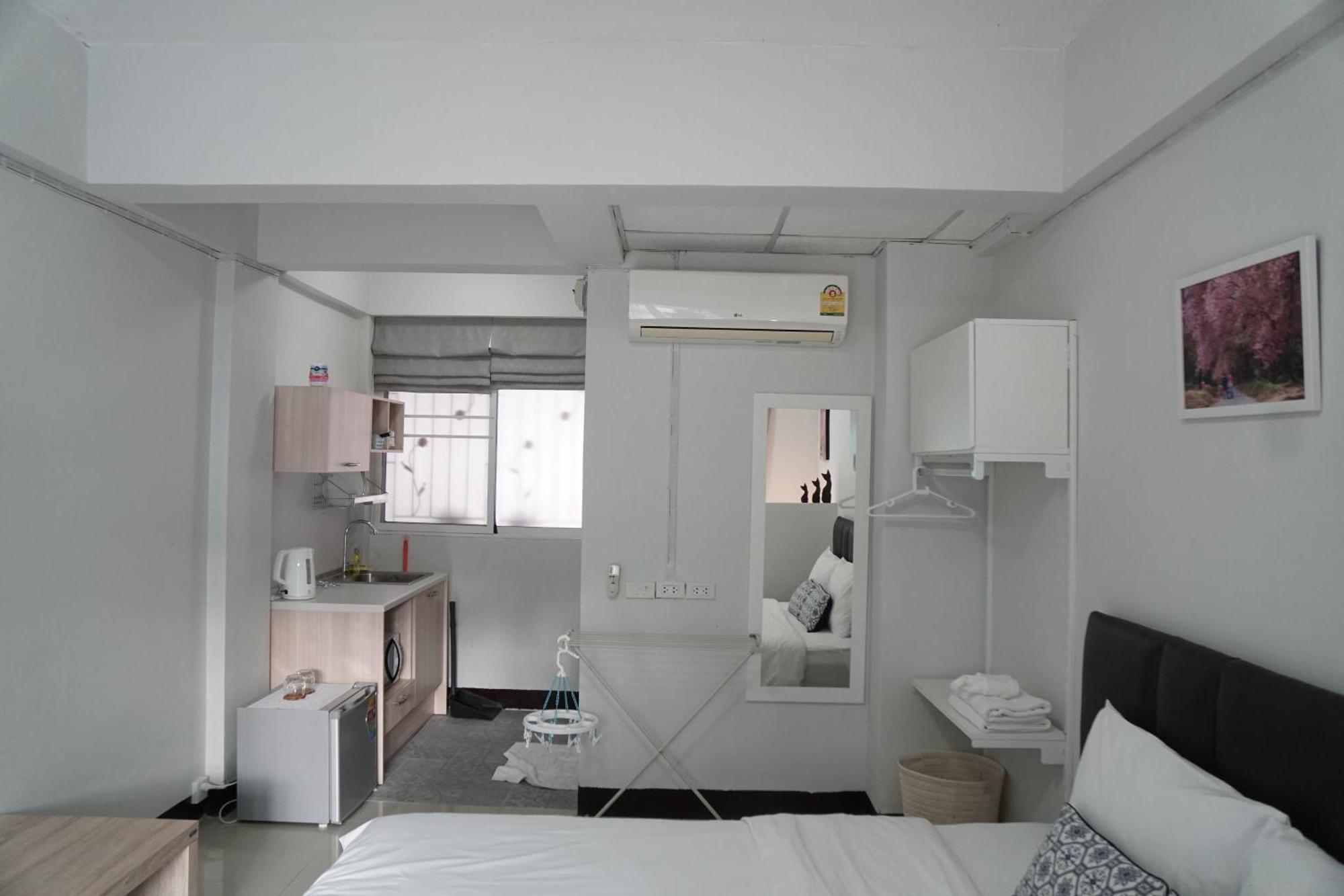 Baan Ploy Inn 2 チエンマイ エクステリア 写真
