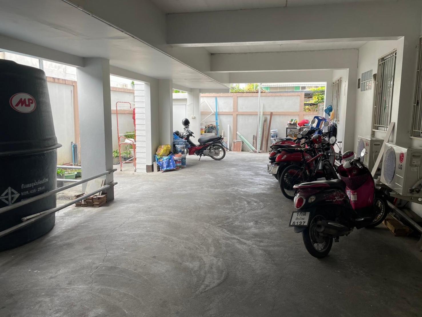 Baan Ploy Inn 2 チエンマイ エクステリア 写真